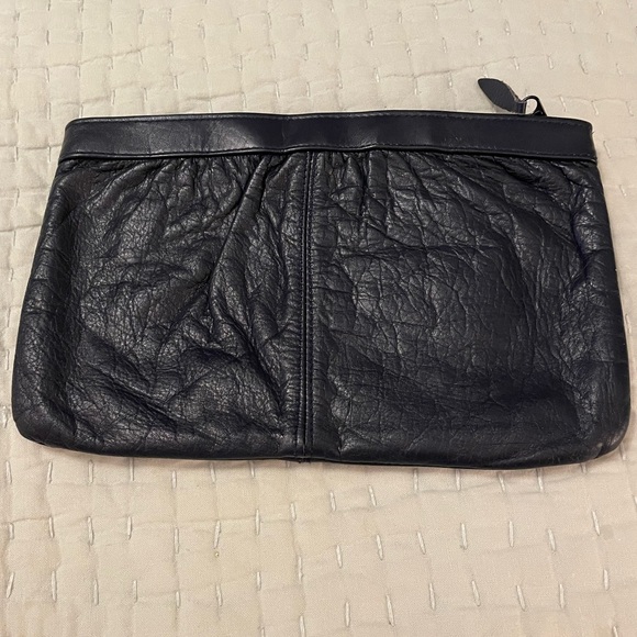 Black Vintage Genuine leather clutch bag. - Picture 2 of 6